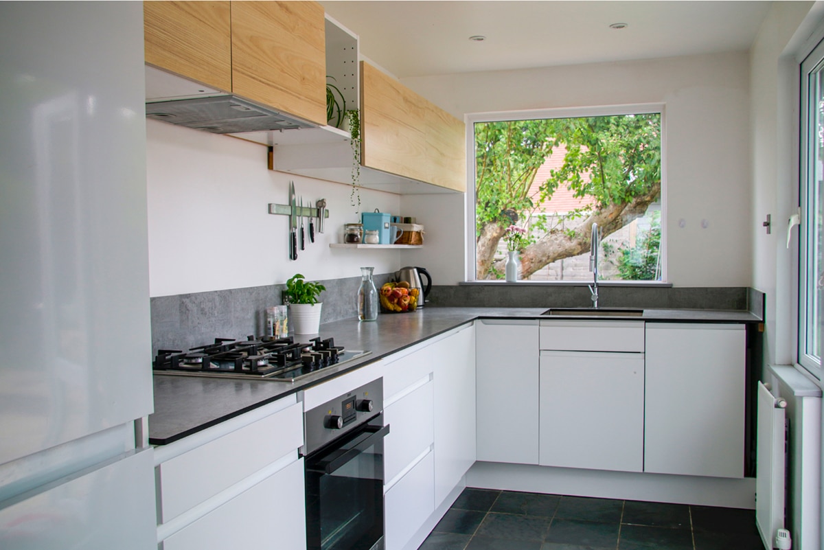 Win-My-Beach-Home_Kitchen_Overview