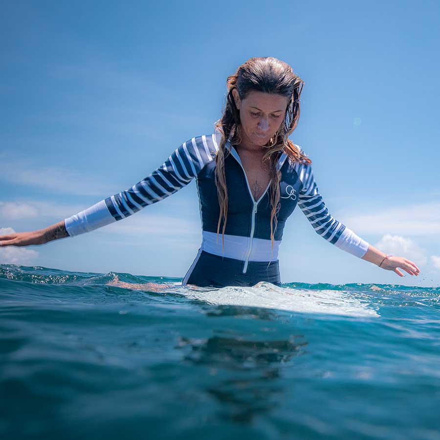 surfsuit