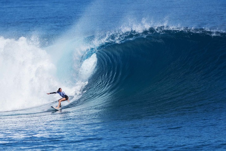 Laura Enever of North Narrabeen, Sydney, Australia (pictured) winning her Round 3 heat at the Fiji WOmens Pro to advance into the Quarterfinals on Tuesday June 2, 2015.
